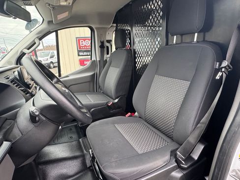 Used 2024 Ford Transit 250 Low Roof AWD w/ Exterior Upgrade Package image 21