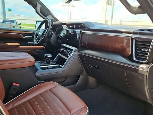 Used 2023 GMC Sierra 1500 Denali Ultimate AWD/4WD image 20