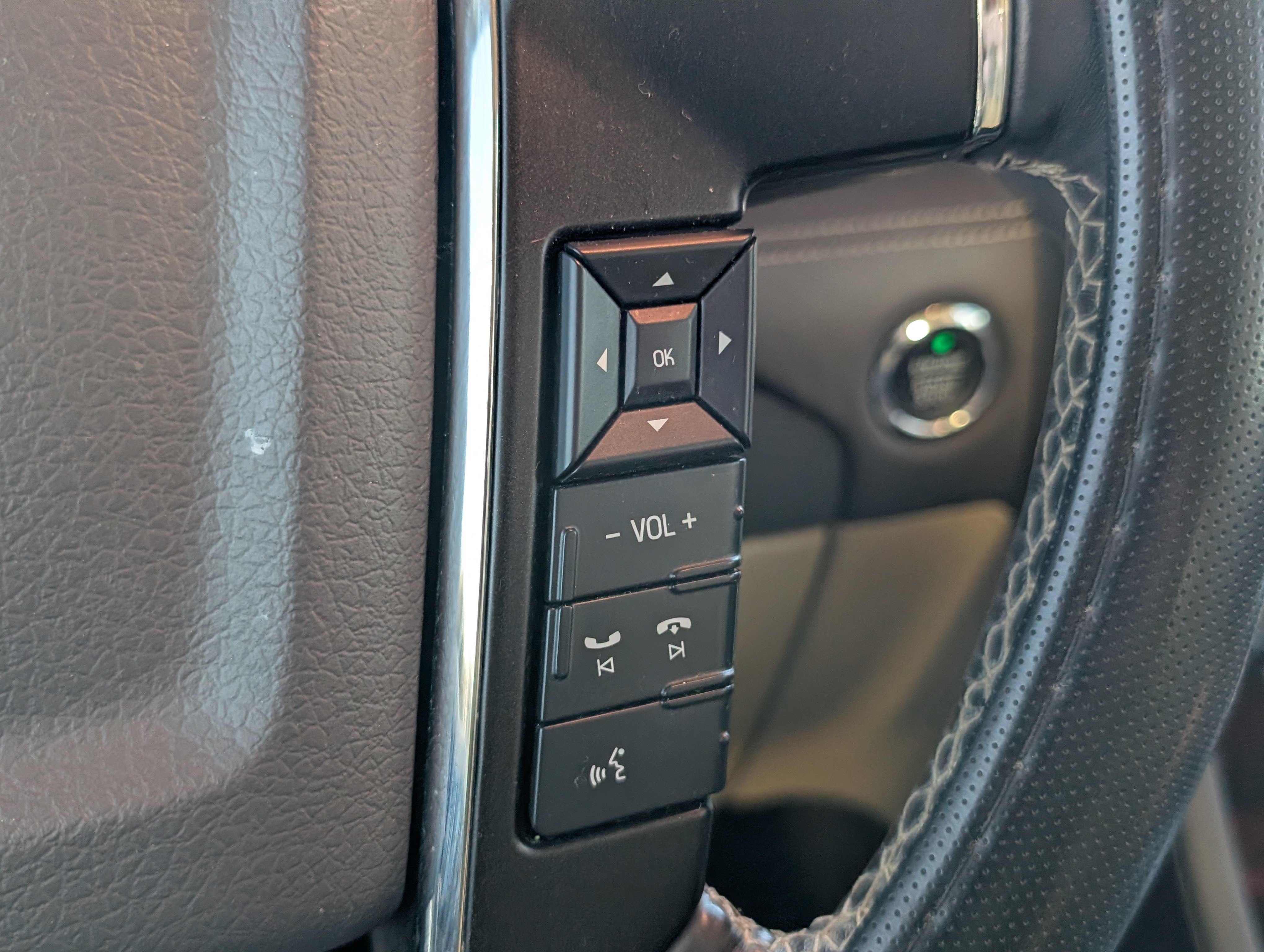 Used 2017 Lincoln Navigator Reserve AWD/4WD image 23