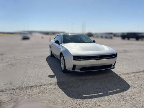 New 2025 Dodge Charger R/T w/ Quick Order Package 25M R/T image 17