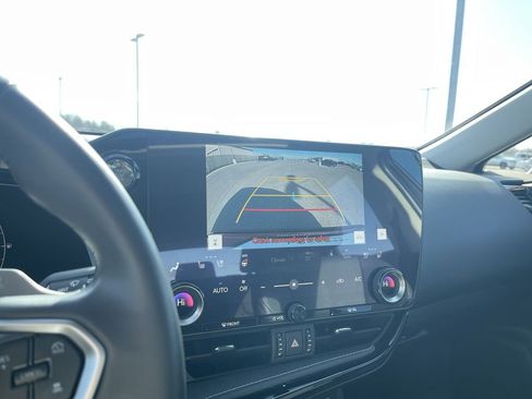 Used 2025 Lexus NX 250 FWD w/ Accessory Package (Z2) image 27