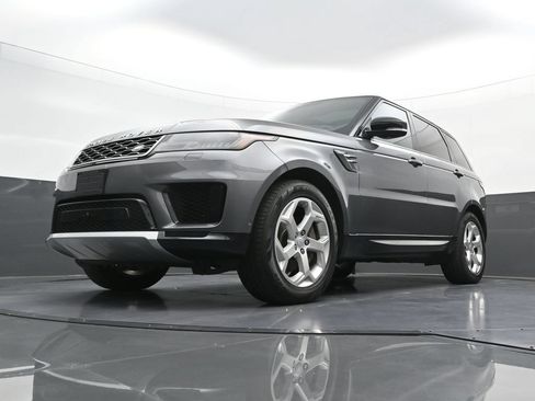 Used 2018 Land Rover Range Rover Sport HSE AWD/4WD image 23