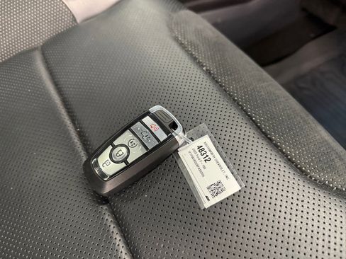 Used 2025 Ford F150 Raptor AWD/4WD image 30