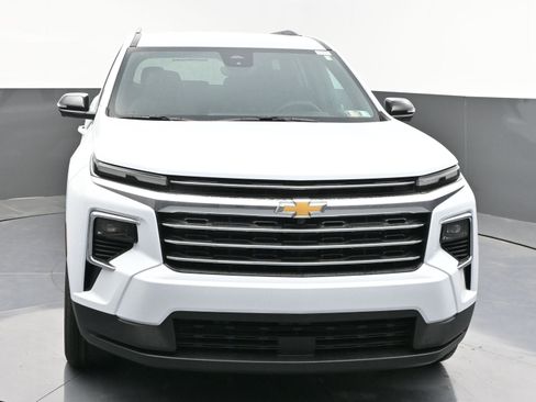 New 2026 Chevrolet Traverse LT AWD/4WD image 2
