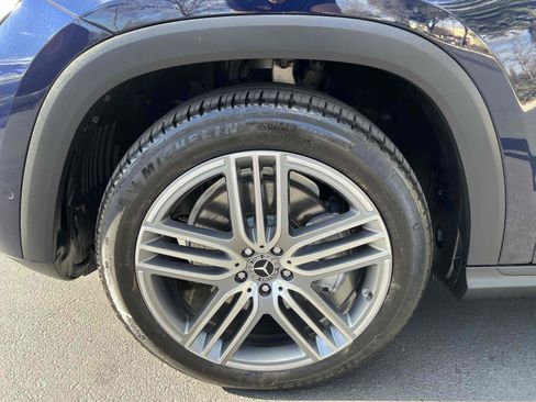 Used 2022 Mercedes-Benz GLS 450 4MATIC SUV - WARMTH & COMFORT image 94