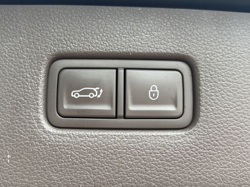 Used 2023 Genesis GV80 2.5T w/ Prestige Package AWD/4WD image 45