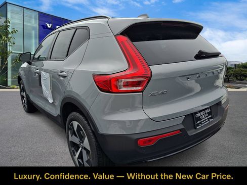 Certified 2026 Volvo XC40 B5 Core w/ Protection Package Premier AWD/4WD image 3