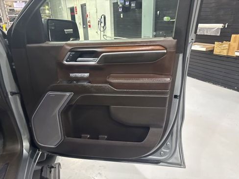 Used 2025 GMC Sierra 1500 Denali image 33