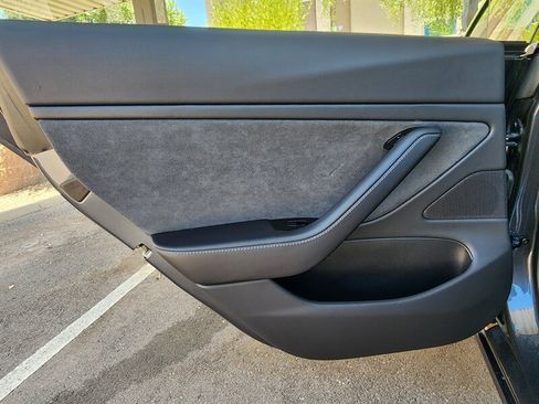 Used 2018 Tesla Model 3 Long Range RWD image 66