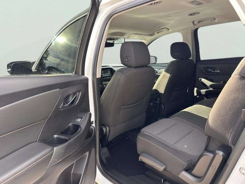 Used 2019 Chevrolet Traverse LS AWD/4WD image 15