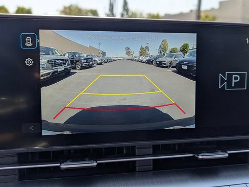 Certified 2024 Hyundai Kona SEL FWD image 21