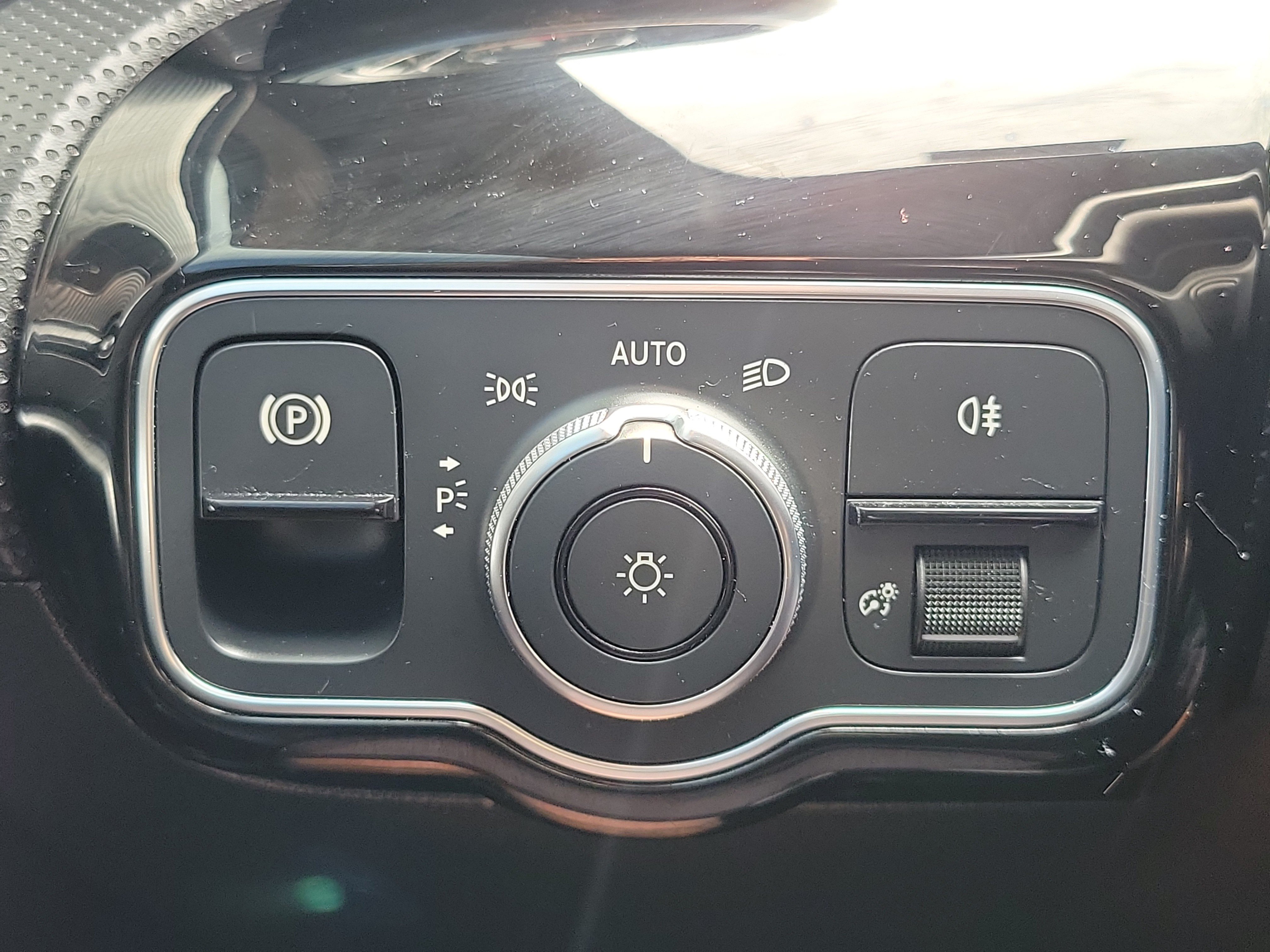 Used 2021 Mercedes-Benz A 220 image 26