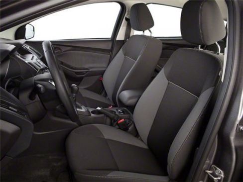 Used 2013 Ford Focus SE image 8