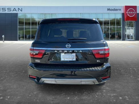 Certified 2024 Nissan Armada SL AWD/4WD image 3