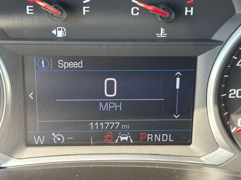 Used 2020 Chevrolet Equinox LT image 19