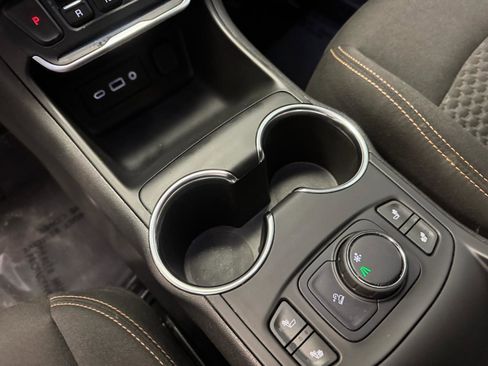 Used 2019 GMC Terrain SLE w/ Driver Convenience Package image 40