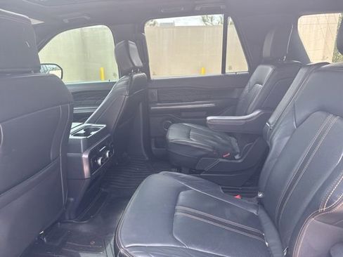 Used 2022 Ford Expedition Max Platinum AWD/4WD image 9