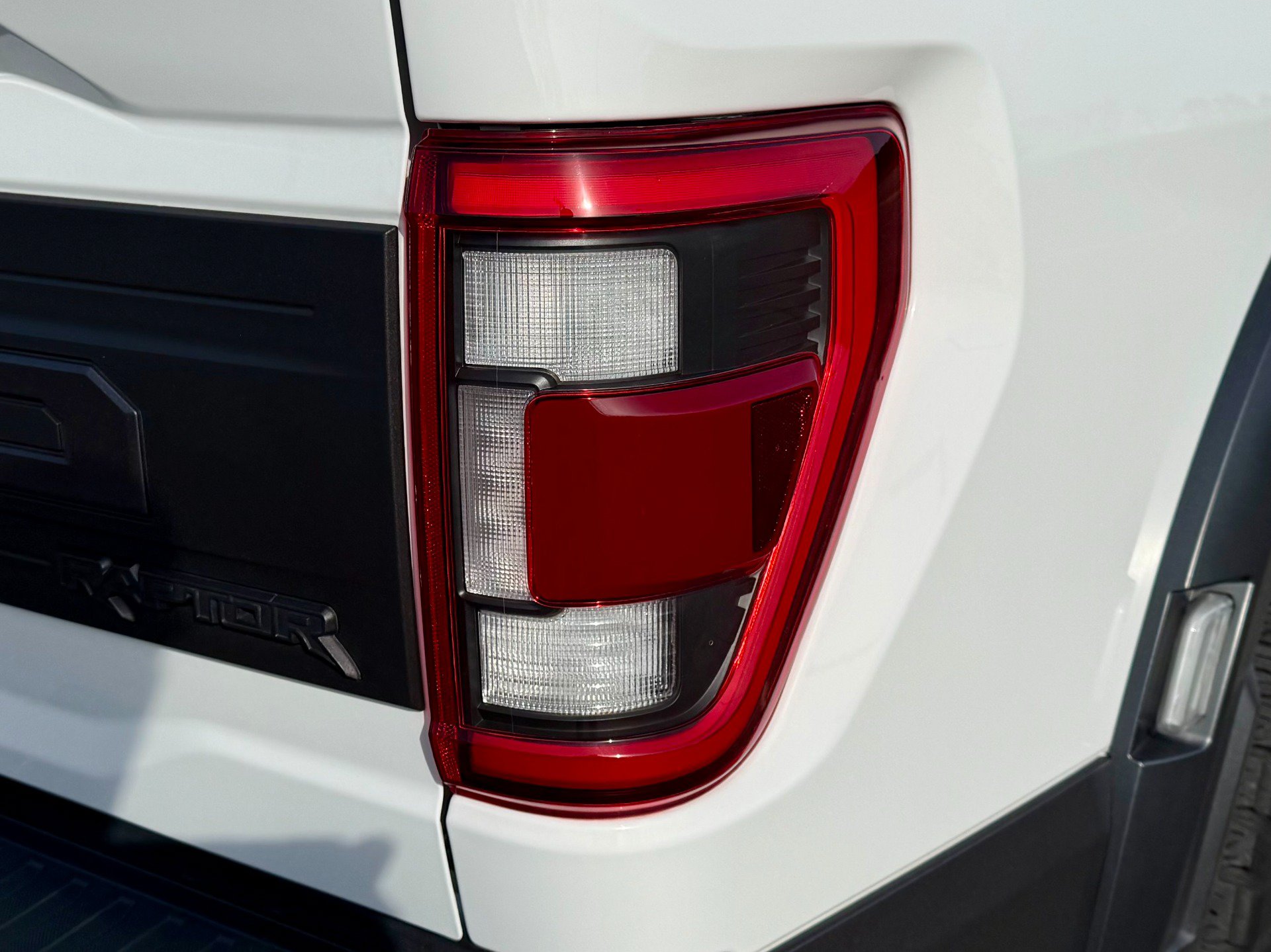 Used 2023 Ford F150 Raptor AWD/4WD image 49