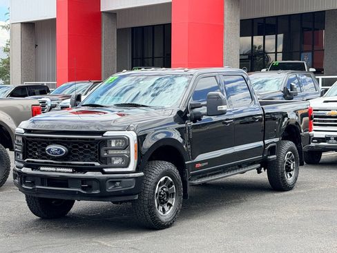 Used 2023 Ford F250 Lariat w/ Lariat Ultimate Package AWD/4WD image 1