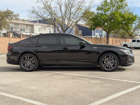 Used 2023 Acura TLX w/A-Spec Package image 2