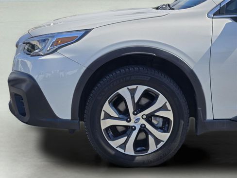 Used 2020 Subaru Outback Limited w/ Popular Package #2 AWD/4WD image 9