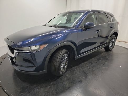 Used 2020 MAZDA CX-5 Touring image 3