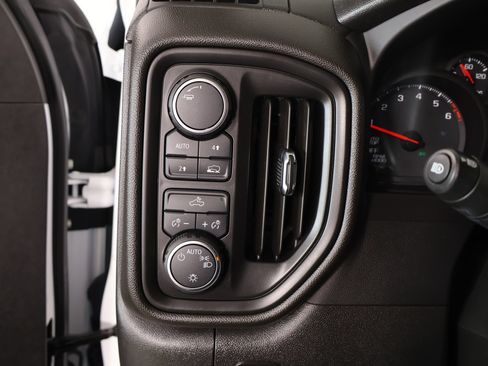 Used 2025 Chevrolet Silverado 1500 Custom AWD/4WD image 7