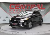 Used 2023 Nissan Kicks SV image 2