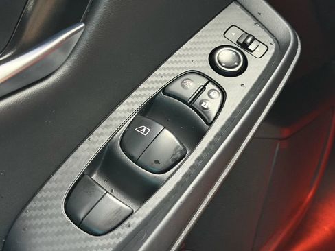 Used 2023 Nissan Sentra SV FWD image 19