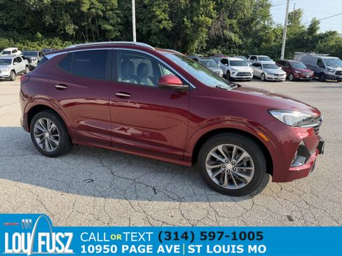 Used 2023 Buick Encore GX Select w/ Sport Touring Package FWD image 1
