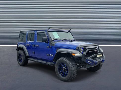 Used 2020 Jeep Wrangler Unlimited Sport S AWD/4WD image 2