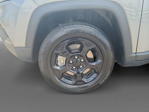 Certified 2024 Jeep Compass Trailhawk AWD/4WD image 15
