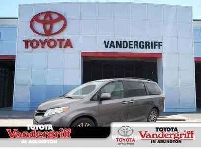 Used 2019 Toyota Sienna XLE