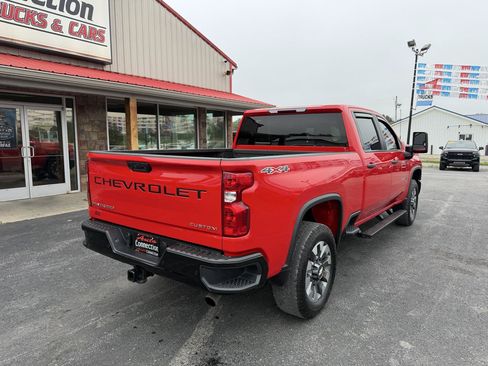 Used 2024 Chevrolet Silverado 2500 Custom w/ Custom Value Package AWD/4WD image 4