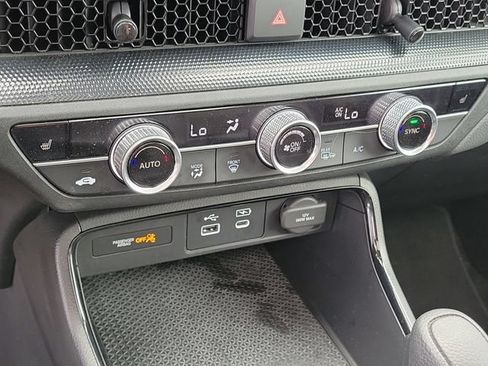 Certified 2024 Honda CR-V EX image 16
