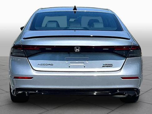 Used 2025 Honda Accord Sport image 5
