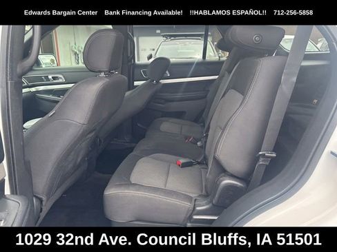 Used 2017 Ford Explorer XLT w/ Equipment Group 201A FWD image 11