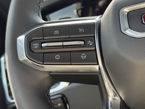 New 2026 GMC Yukon Elevation image 18