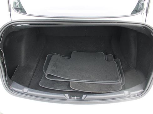 Used 2018 Tesla Model 3 Long Range RWD image 18