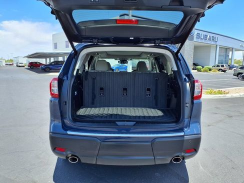 Used 2023 Subaru Ascent Limited w/ Technology Package AWD/4WD image 16