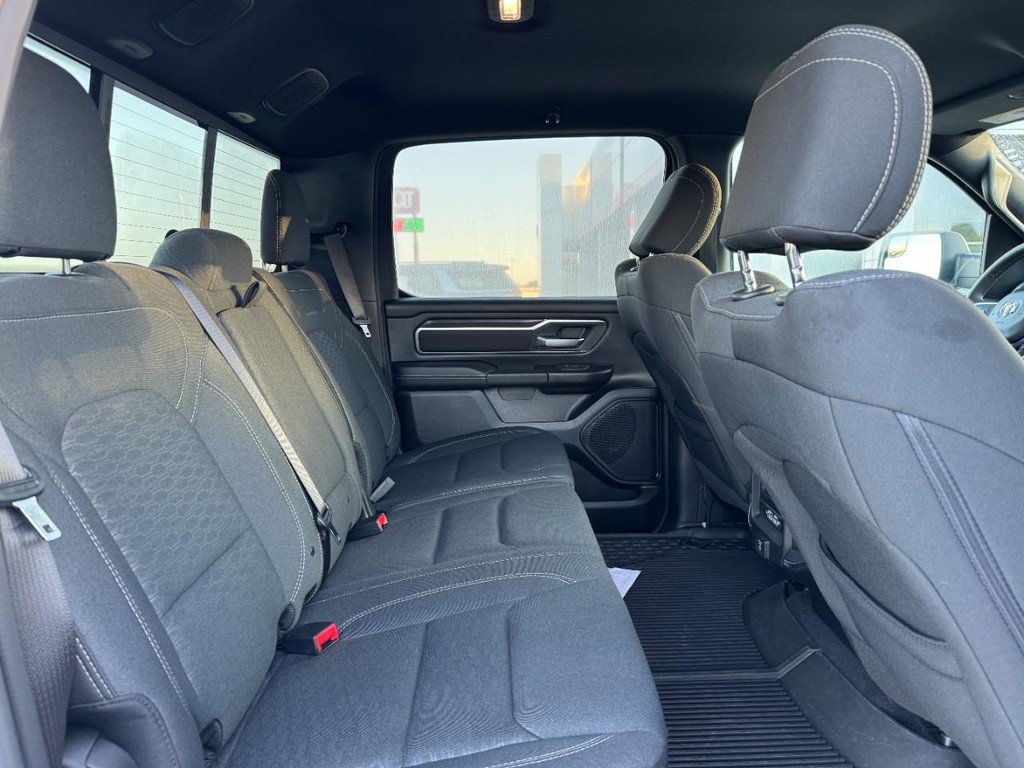 Used 2025 RAM 1500 Big Horn AWD/4WD image 11