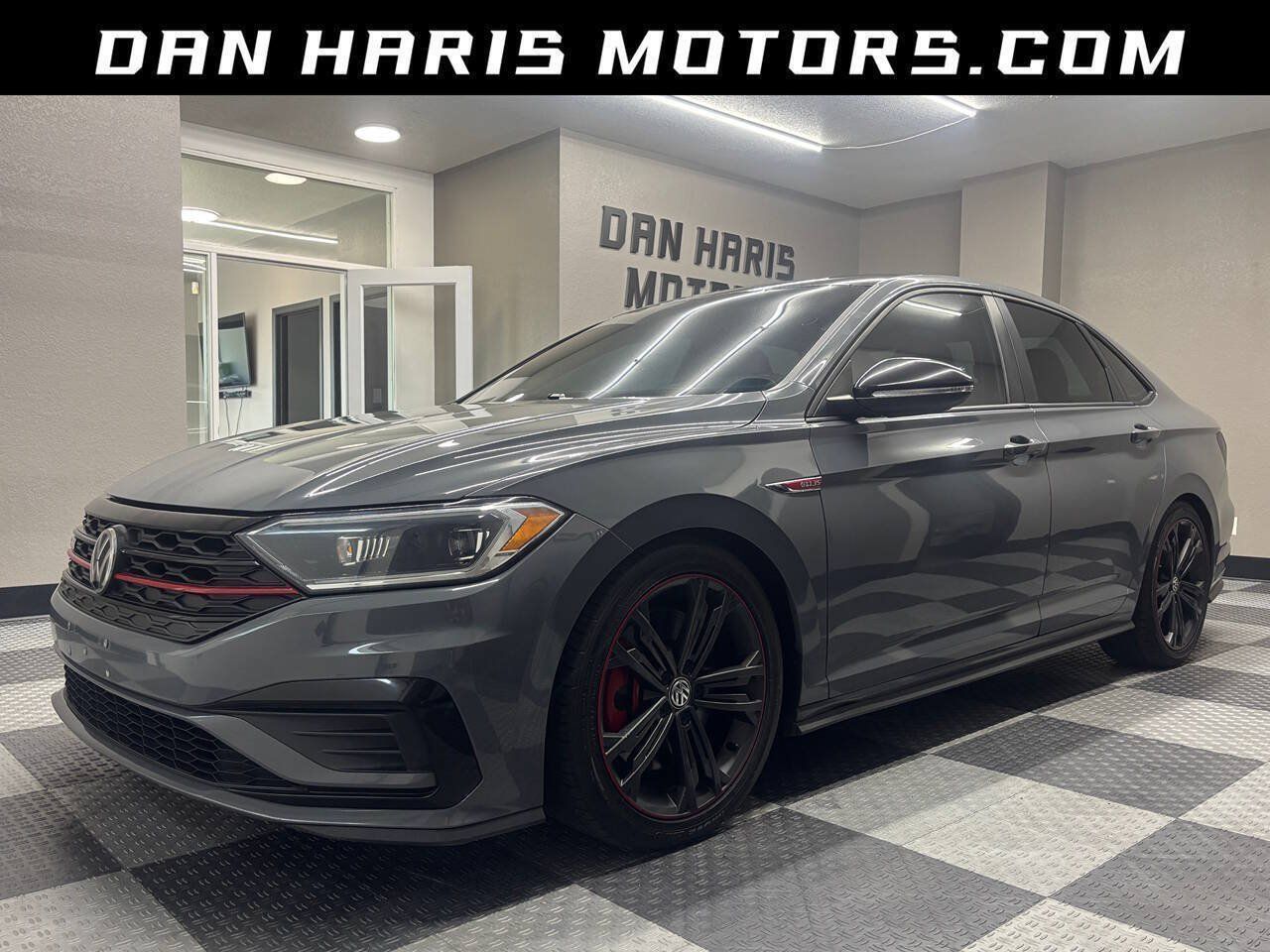 Used 2019 Volkswagen Jetta GLI FWD image 1