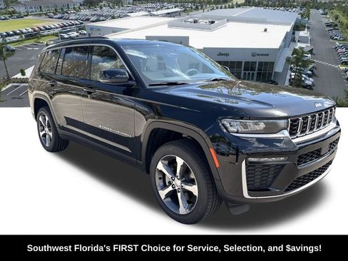 New 2026 Jeep Grand Cherokee L Limited w/ Trailer Tow Package AWD/4WD image 2