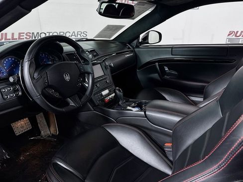 Used 2013 Maserati GranTurismo Sport image 9
