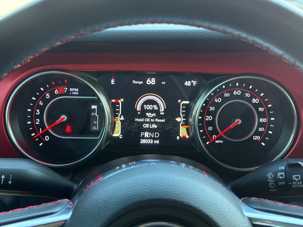 Used 2022 Jeep Wrangler Unlimited Rubicon AWD/4WD image 25