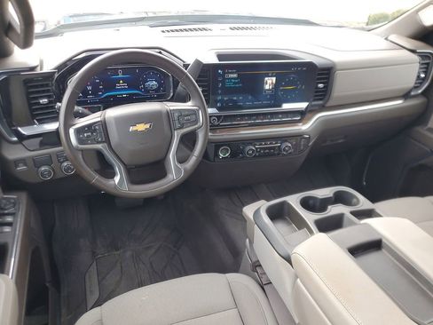 Used 2023 Chevrolet Silverado 1500 LT image 11