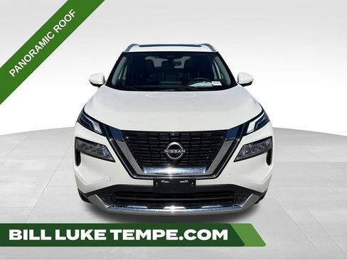 Used 2023 Nissan Rogue Platinum FWD image 3