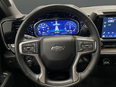 Used 2023 Chevrolet Silverado 1500 RST w/ Z71 Off-Road Package image 16