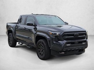 Used 2025 Toyota Tacoma SR5 AWD/4WD video 3
