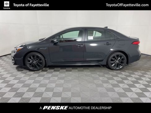 New 2026 Toyota Corolla SE image 2